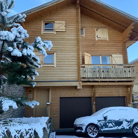 La Joue Du Loup Bord Des Pistes - Chalet En Bois De Charme Pour 10 Personnes Chalet