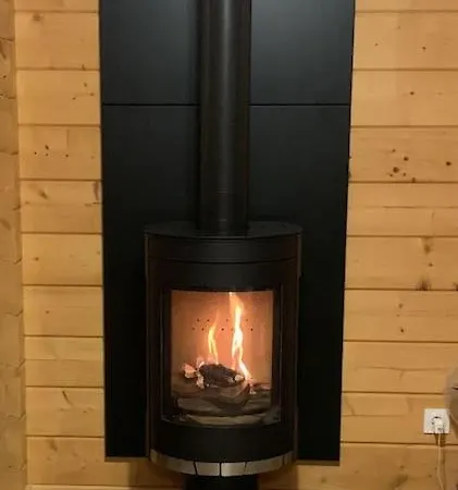 La Joue Du Loup Bord Des Pistes - Chalet En Bois De Charme Pour 10 Personnes * Le Devoluy